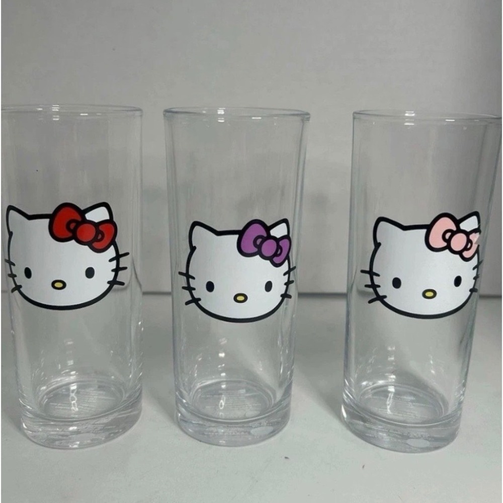 Sanrio Hello Kitty Silver Buffalo Glass Tumbler Set of 3 Red Purple Pink Bows